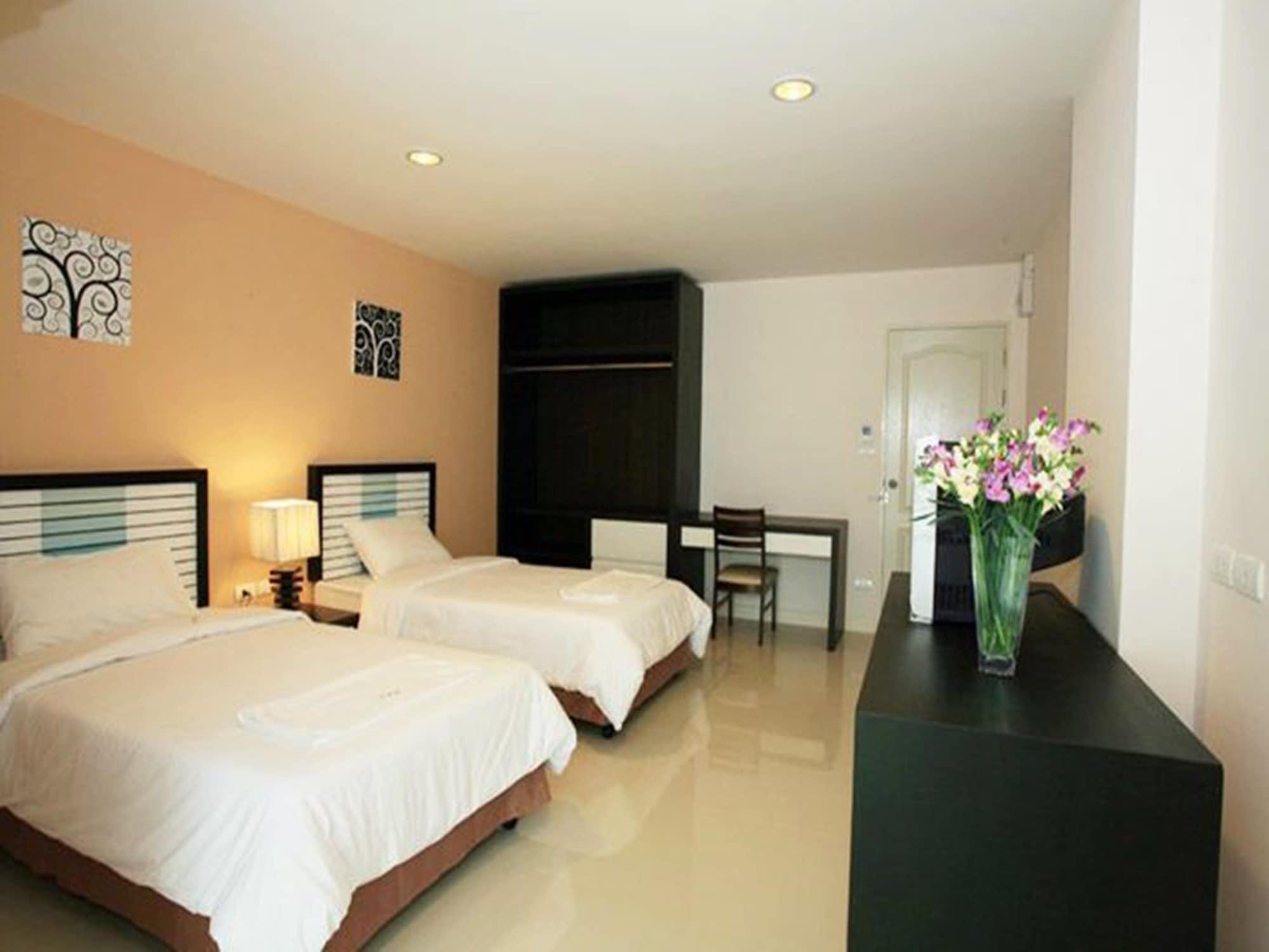 Similan Mansion Hotel Bangsaen Exterior foto